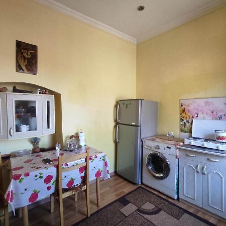 Edlen Apartment Tbilisi Ngoại thất bức ảnh