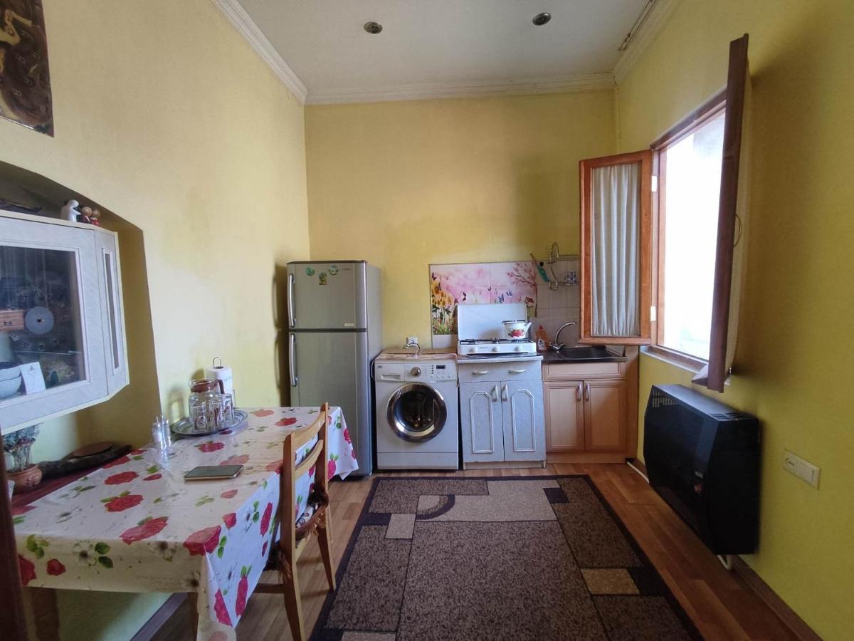 Edlen Apartment Tbilisi Ngoại thất bức ảnh