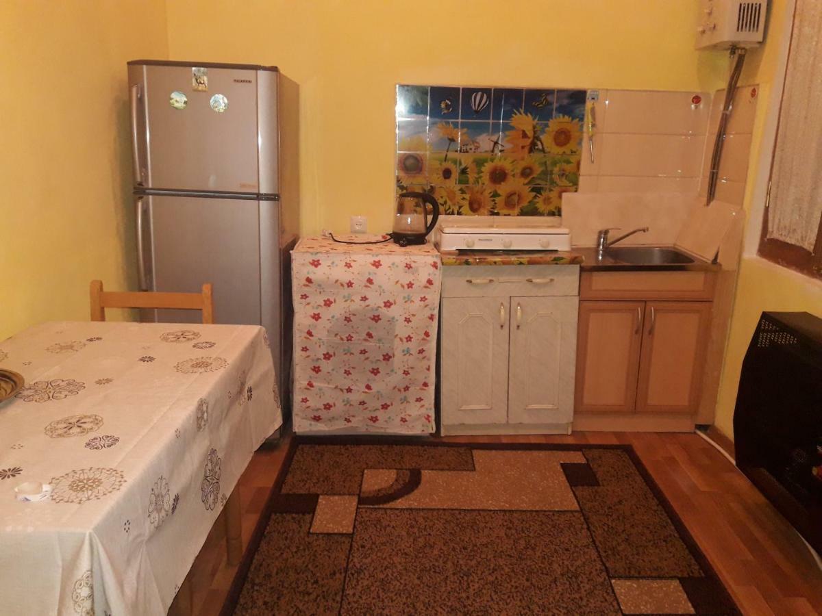 Edlen Apartment Tbilisi Ngoại thất bức ảnh